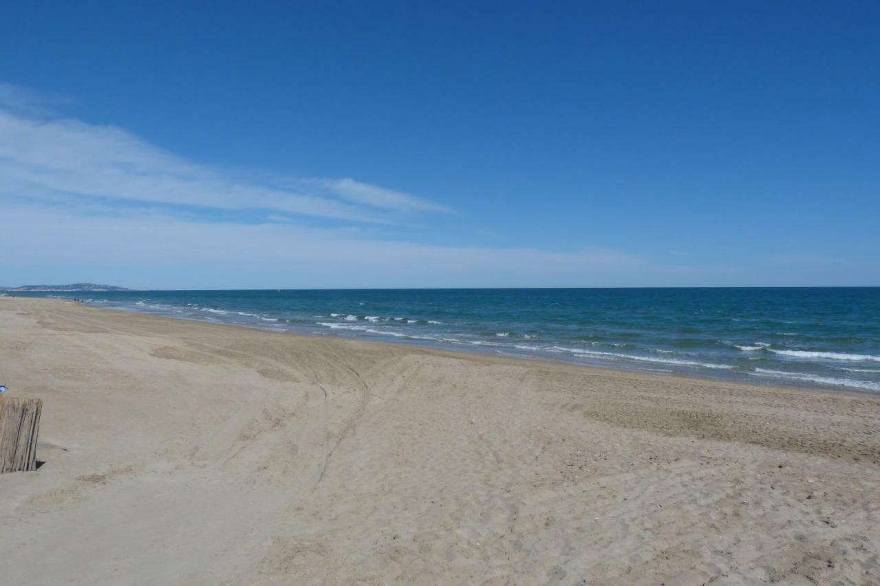 Zen Et Summer Zen Coursive Naturiste Agde Exterior photo